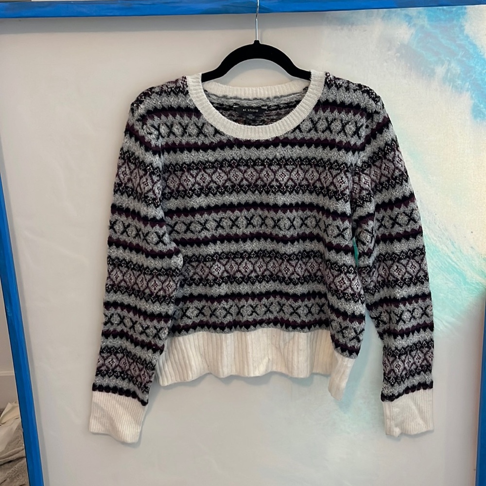 Patterned sweater